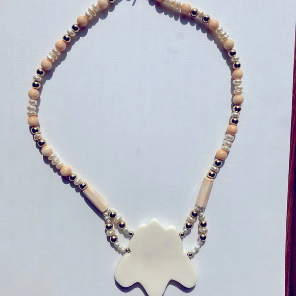 Vintage Karla Jordan Flower Pendant Statement Necklace - Picture 6 of 12